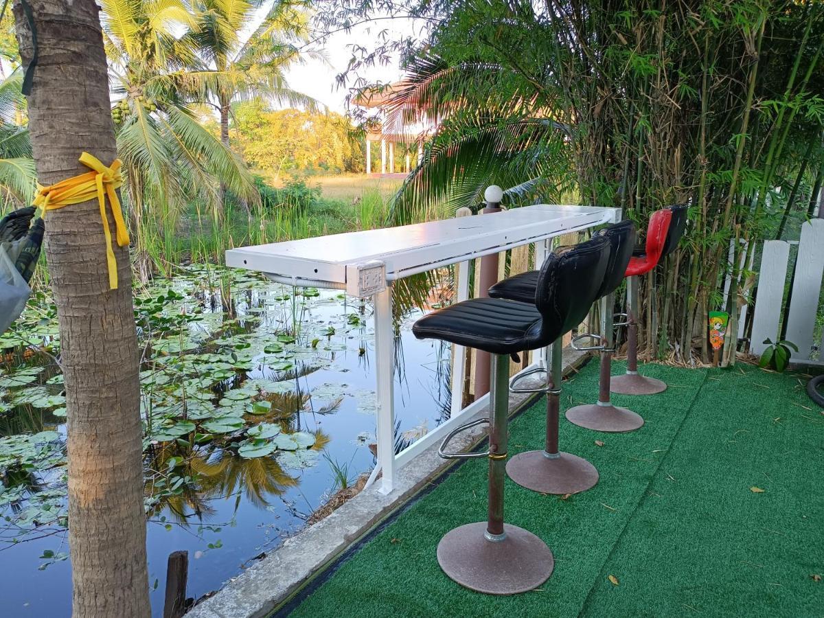 บาคัสโฮมลอร์ด Villa Хаад Чао Самран Екстериор снимка