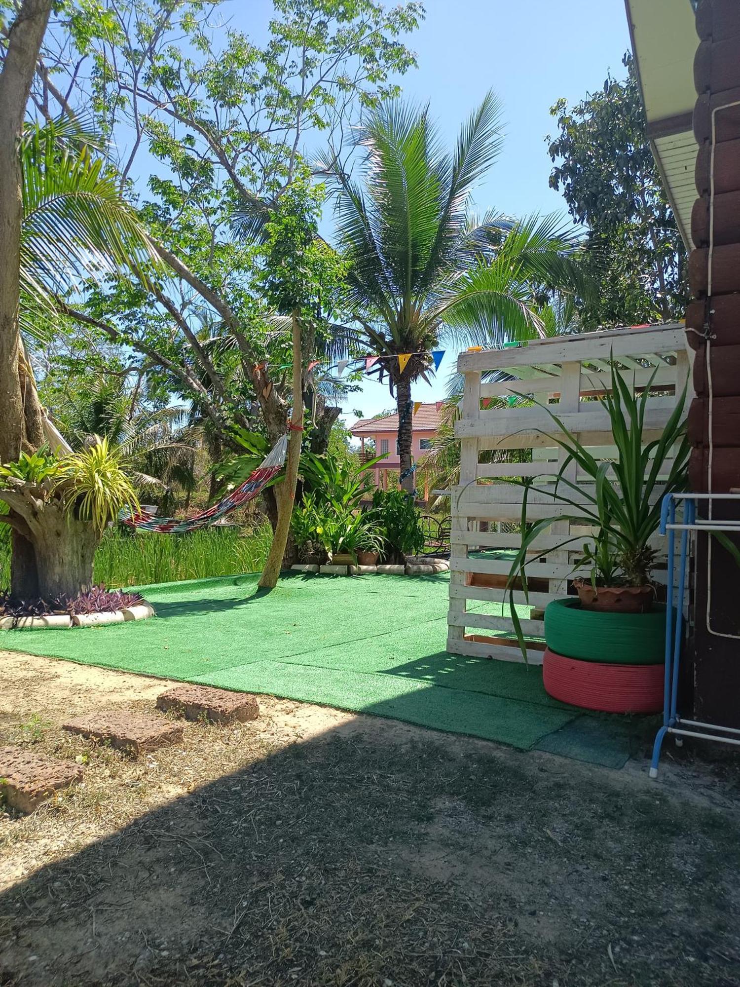 บาคัสโฮมลอร์ด Villa Хаад Чао Самран Екстериор снимка