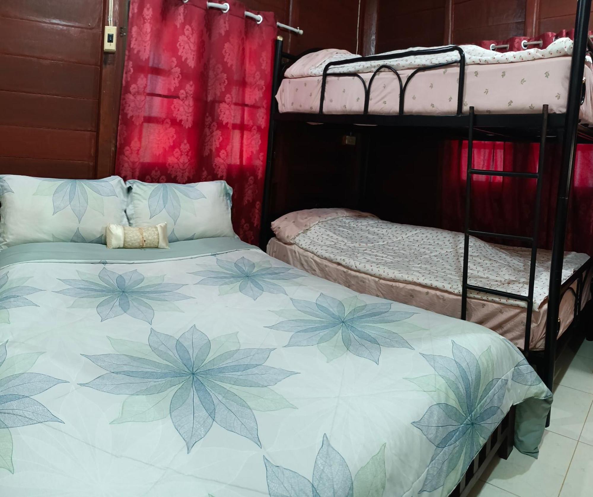 บาคัสโฮมลอร์ด Villa Хаад Чао Самран Екстериор снимка